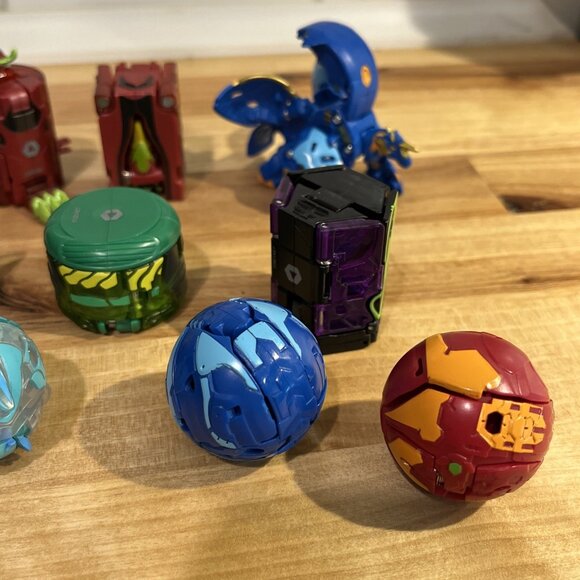 Bakugan Battle Brawlers Mixed Lot of 14 Figures - Picture 4 of 7